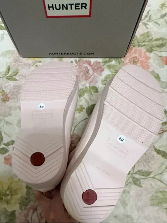 Hunter PINK PLAY™ Short Rain Boot NEW IN BOX - Picture 5 of 15